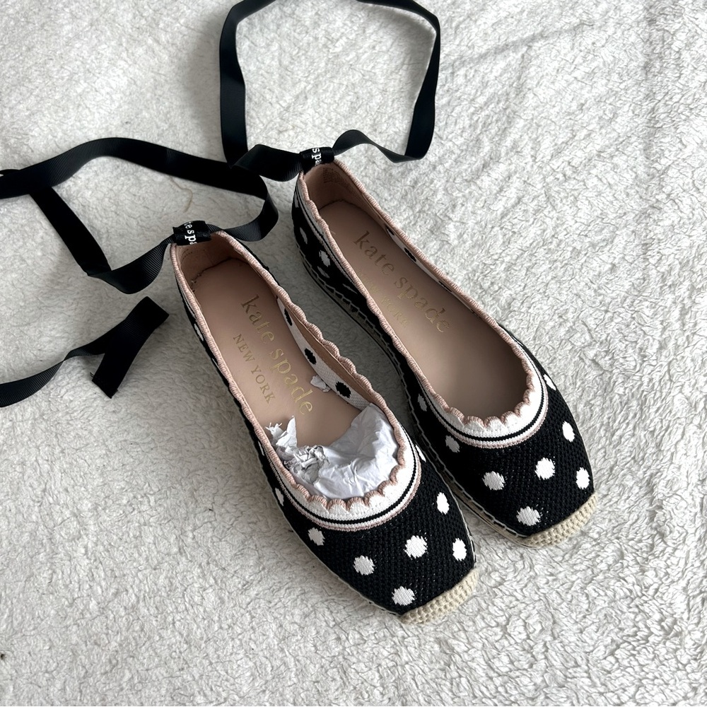 NIB kate spade new york knottingham espadrille flat Polka Dot 35